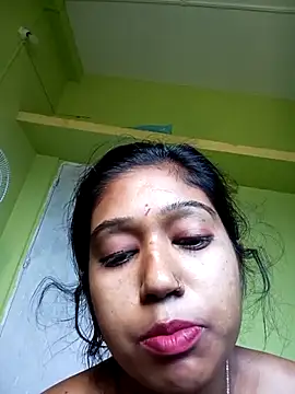 bannerjeesneha20 online show from 05-12-26, 04:09