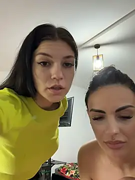 Snapshot of christahot chatting on 04-22-26, 11:34 christahot online show from 04-22-26, 11:34