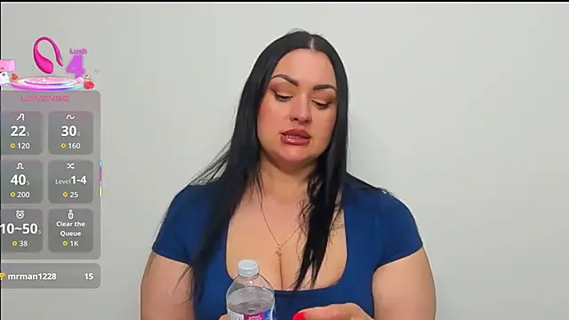 Snapshot of Simona_love777 chatting on 03-27-26, 11:15 Simona love777 online show from 03-27-26, 11:15