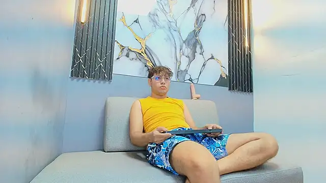 Snapshot of PAULO_PARKER2 chatting on 03-25-26, 03:56 PAULO PARKER2 online show from 03-25-26, 03:56