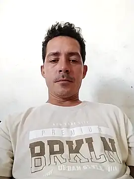 Gabriel leon33 online show from 05-04-26, 07:43
