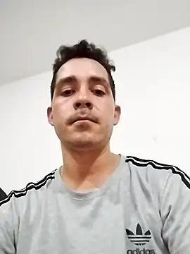 Gabriel leon33 online show from 06-19-26, 08:40