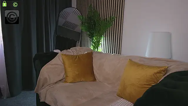 Ema Reese online show from 03-25-26, 08:09