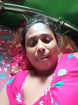 Snapshot of puja560 chatting on 06-15-26, 08:27 puja560 online show from 06-15-26, 08:27