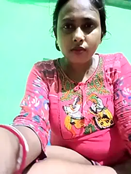 Snapshot of puja560 chatting on 06-22-26, 02:36 puja560 online show from 06-22-26, 02:36