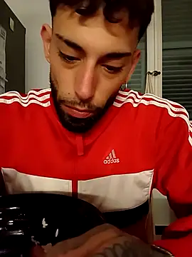 Snapshot of RubenBoss9769 chatting on 03-26-26, 07:19 RubenBoss9769 online show from 03-26-26, 07:19