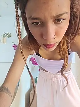 ValerieWoodsl online show from 06-26-26, 04:55