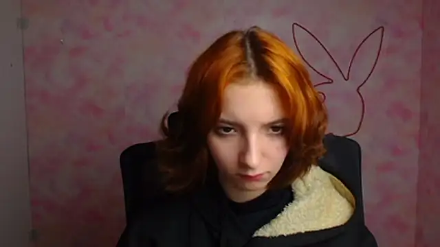 Butterfly Milly online show from 04-21-26, 11:16