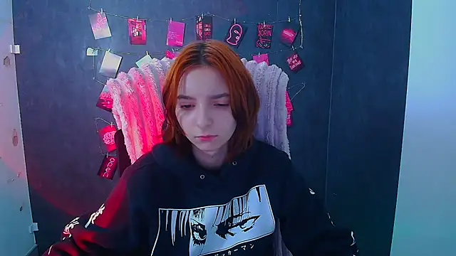 Butterfly Milly online show from 04-26-26, 06:00