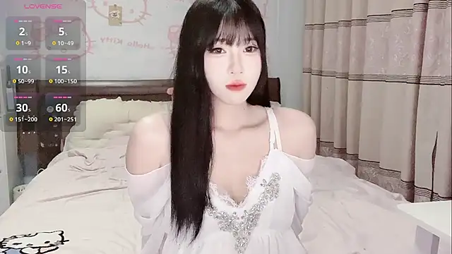 Snapshot of YINUO-QJ chatting on 04-21-26, 01:50 YINUO-QJ online show from 04-21-26, 01:50