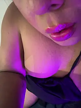 Snapshot of NicoleBBigAss chatting on 06-30-26, 03:51 NicoleBBigAss online show from 06-30-26, 03:51