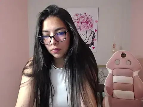 Snapshot of Selena_G_x chatting on 03-27-26, 08:52 Selena G x online show from 03-27-26, 08:52