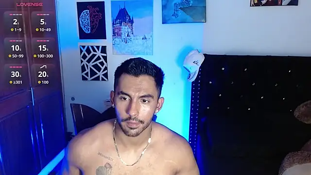 Snapshot of romanpearce_ chatting on 07-14-26, 06:24 romanpearce online show from 07-14-26, 06:24