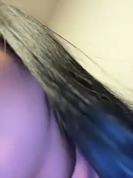 Snapshot of SerenaFox_ chatting on 04-21-26, 02:51 SerenaFox online show from 04-21-26, 02:51