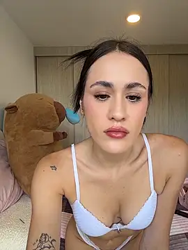 Snapshot of SerenaFox_ chatting on 04-25-26, 09:34 SerenaFox online show from 04-25-26, 09:34
