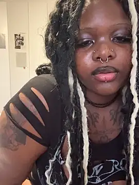 Nyla xox online show from 06-15-26, 08:22