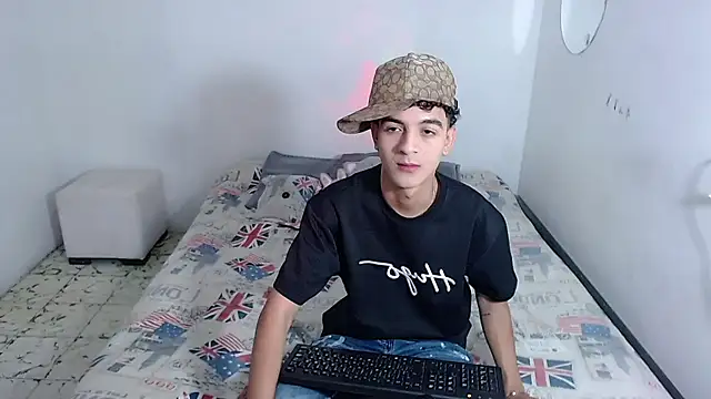 Snapshot of escanor_ar chatting on 05-02-26, 02:05 escanor ar online show from 05-02-26, 02:05
