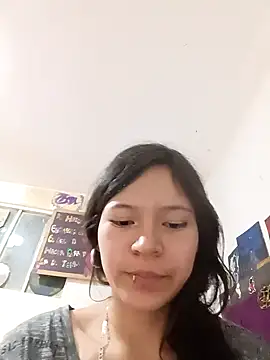 Snapshot of Ninffa_sweet21 chatting on 04-23-26, 04:46 Ninffa sweet21 online show from 04-23-26, 04:46