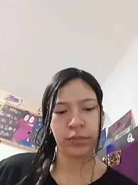 Snapshot of Ninffa_sweet21 chatting on 05-27-26, 11:57 Ninffa sweet21 online show from 05-27-26, 11:57