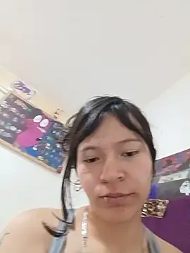 Snapshot of Ninffa_sweet21 chatting on 05-30-26, 05:43 Ninffa sweet21 online show from 05-30-26, 05:43