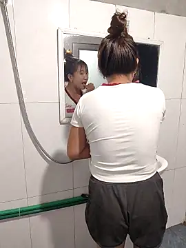 xinhxinh-cute online show from 04-14-26, 02:23