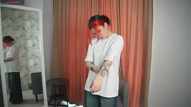 Snapshot of DedeBattey chatting on 03-29-26, 04:12 DedeBattey online show from 03-29-26, 04:12