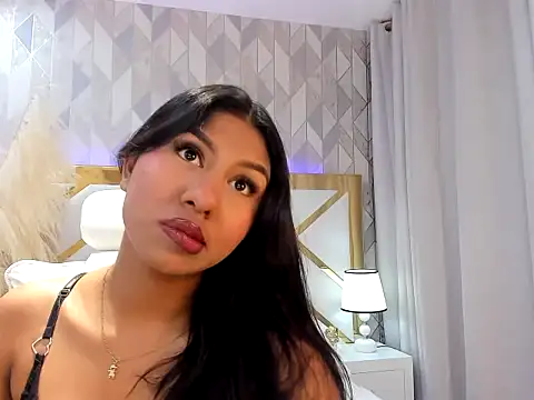 Daphnie Foxx online show from 05-02-26, 11:43