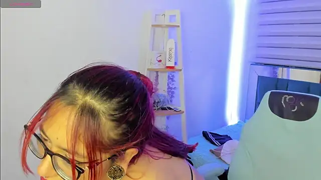 Sara Red X online show from 06-03-26, 03:42