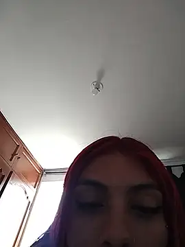 Snapshot of Derieri_Blush chatting on 06-27-26, 05:18 Derieri Blush online show from 06-27-26, 05:18