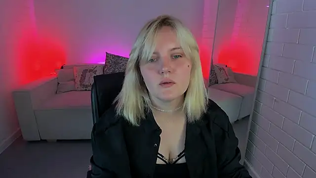 KathyBriggs online show from 04-14-26, 05:13