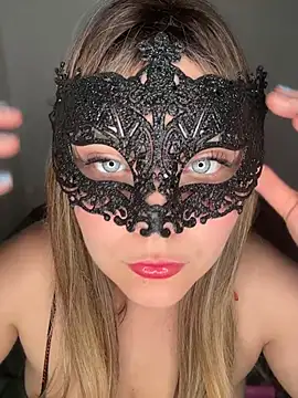 Blonde Cougar online show from 05-13-26, 06:05