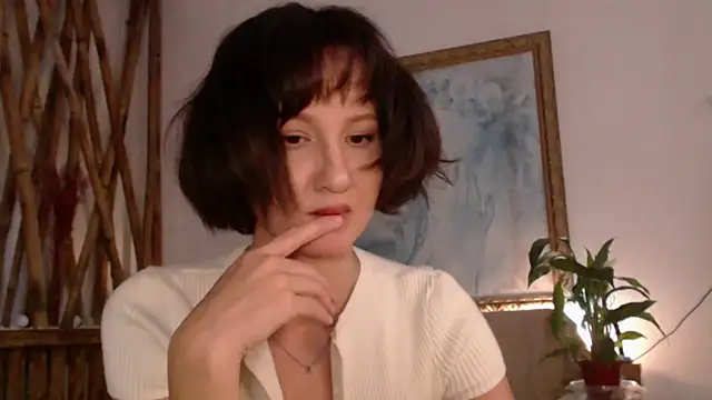 Snapshot of wanderwhitch chatting on 06-08-26, 03:01 wanderwhitch online show from 06-08-26, 03:01
