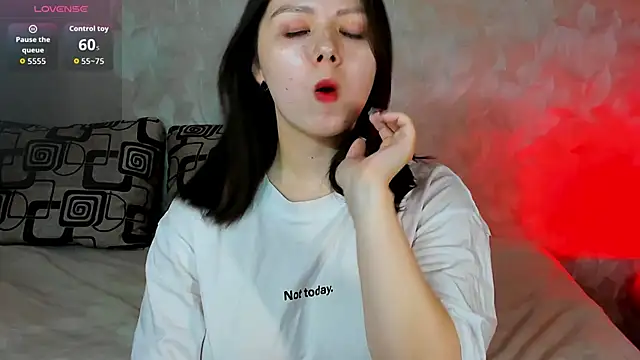 Snapshot of miss_teasee chatting on 05-21-26, 10:11 miss teasee online show from 05-21-26, 10:11