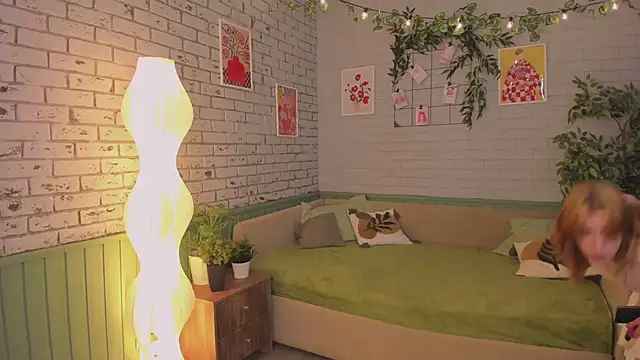 miraiakik online show from 04-15-26, 11:06