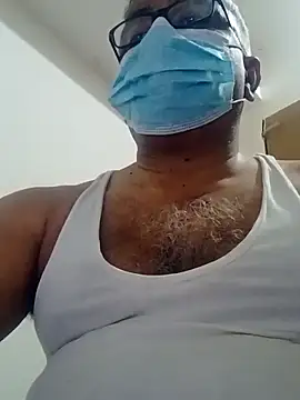 Snapshot of mature55 chatting on 04-14-26, 01:39 mature55 online show from 04-14-26, 01:39