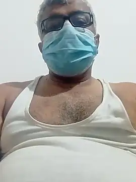Snapshot of mature55 chatting on 05-11-26, 02:34 mature55 online show from 05-11-26, 02:34