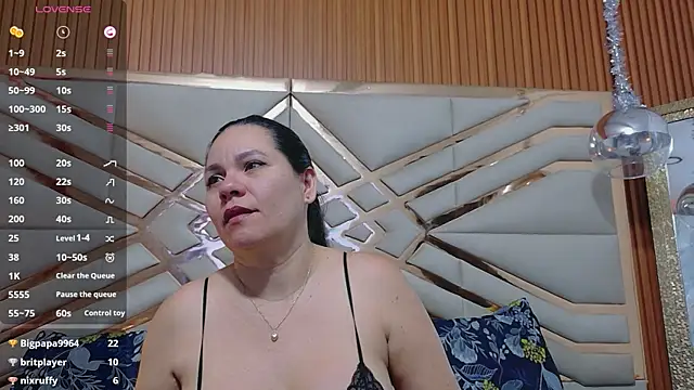 Snapshot of kinkymaturee chatting on 06-11-26, 07:12 kinkymaturee online show from 06-11-26, 07:12