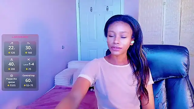 Amber Fae online show from 05-12-26, 01:47