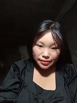 Snow-queen online show from 05-18-26, 01:39