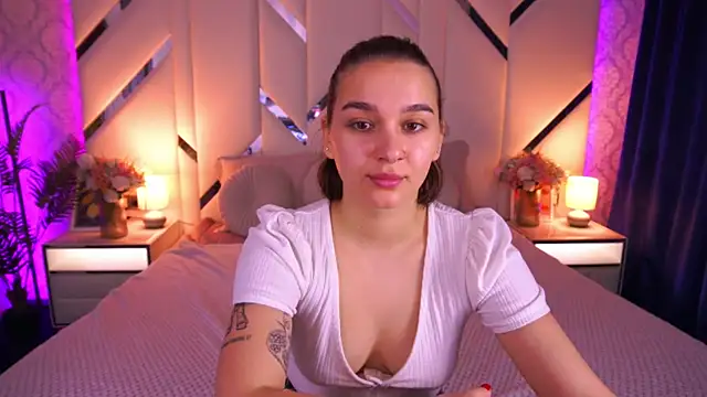 Snapshot of FlirtyMusa chatting on 04-12-26, 12:43 FlirtyMusa online show from 04-12-26, 12:43