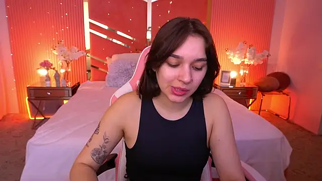 Snapshot of FlirtyMusa chatting on 04-26-26, 12:36 FlirtyMusa online show from 04-26-26, 12:36