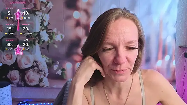 jesica mooonn online show from 04-05-26, 04:31