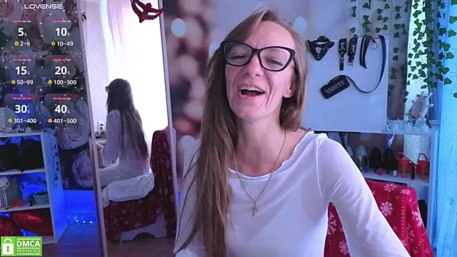 jesica mooonn online show from 06-08-26, 04:24