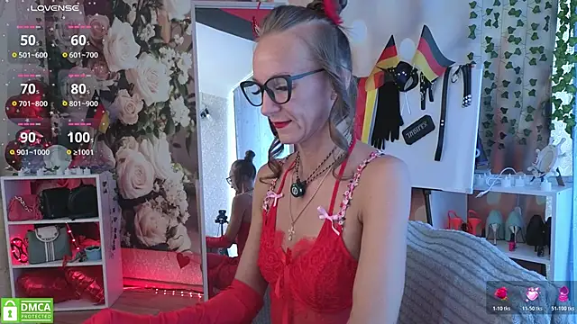 jesica mooonn online show from 06-22-26, 04:42