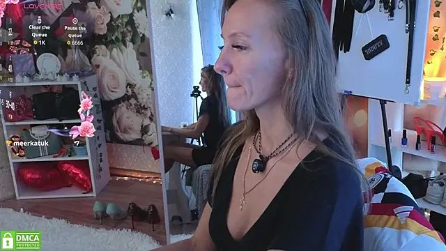 jesica mooonn online show from 07-19-26, 05:55