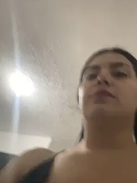 Cami olarte online show from 04-23-26, 03:25