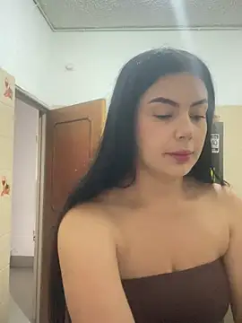 Snapshot of Cami_olarte chatting on 06-25-26, 07:51 Cami olarte online show from 06-25-26, 07:51
