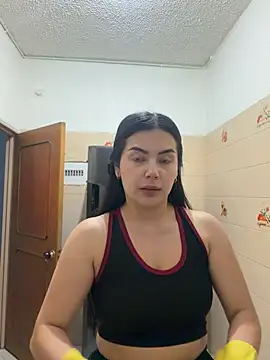 Snapshot of Cami_olarte chatting on 07-13-26, 10:56 Cami olarte online show from 07-13-26, 10:56