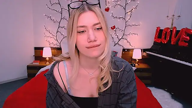 blonde angell online show from 04-03-26, 02:48