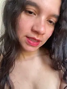 Morena  Florr online show from 06-18-26, 03:05